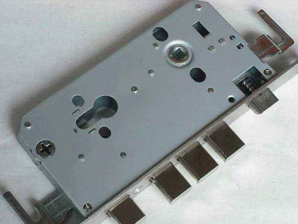 旺苍24小时上门开锁公司